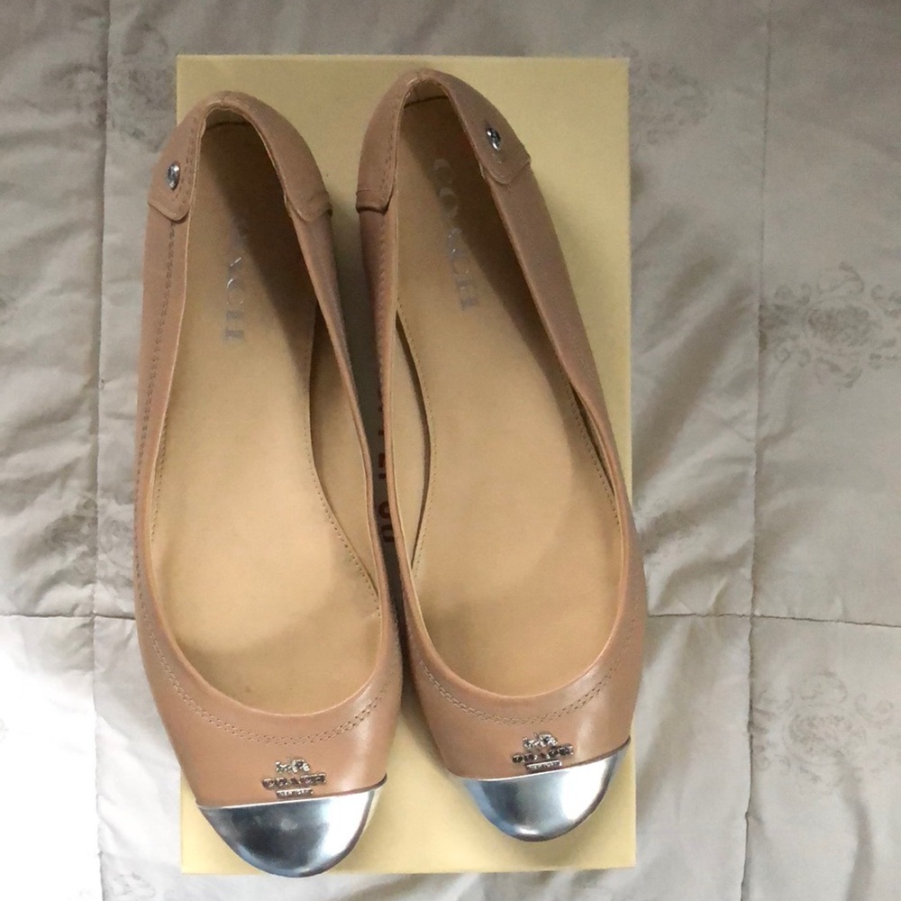 Coach flats